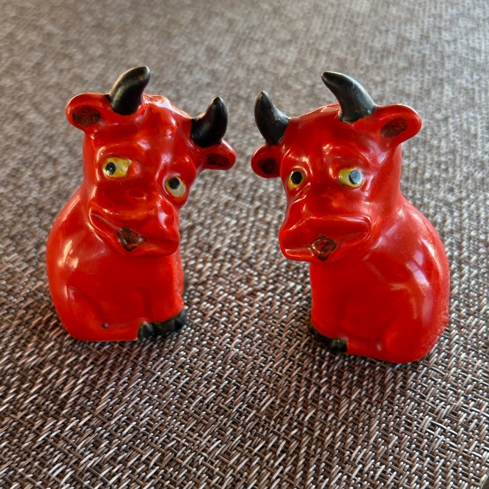 Vintage Red Bull with Horns Figurine Salt & Pepper Shakers JAPAN